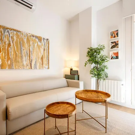 Tirso Suite Madrid Exterior photo