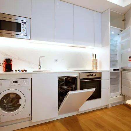 Tirso Suite Madrid Exterior photo